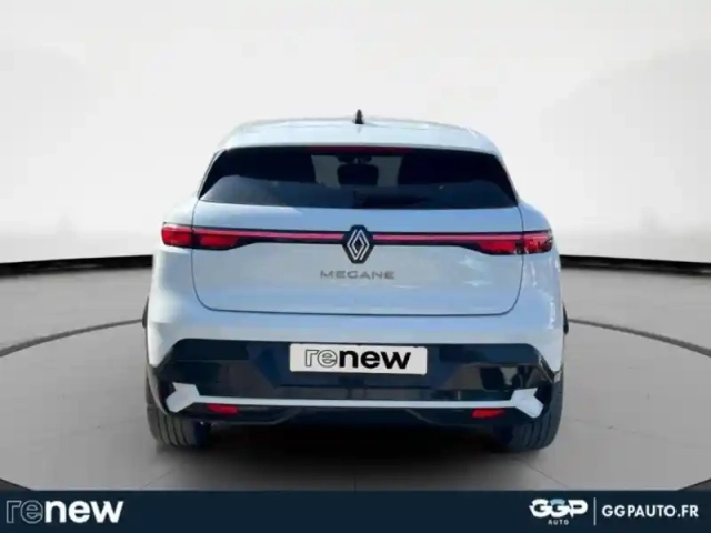 Renault Megane e-tech electric ev60 220ch techno super charge — photo 4
