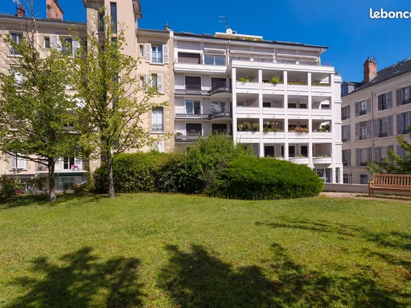 Appartement sur jardin coeur de ville Grenoble