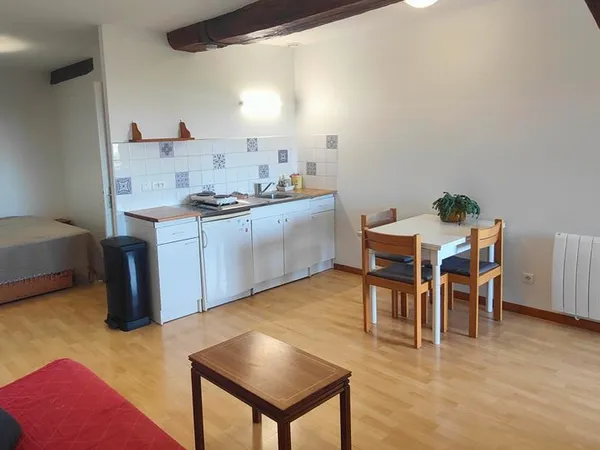 Loue studio meublé 30 m²