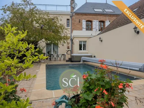 Maison 15 pièces 400 m²
