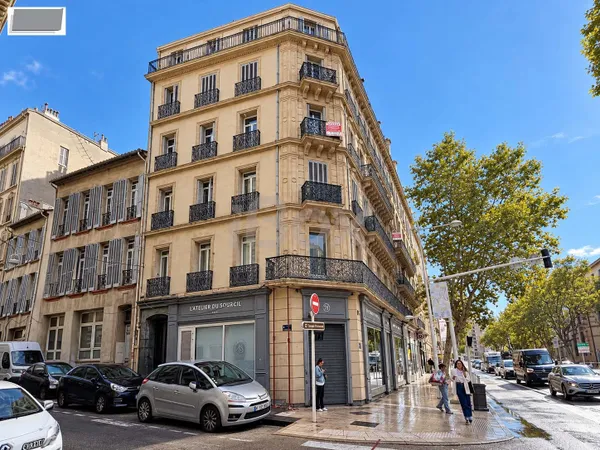 TOULON, Haute-Ville, joli T1 de 33m2