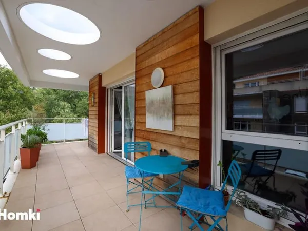 Appartement T3/4 de 73 m² à Rousset 13790, Avenue de la Begude