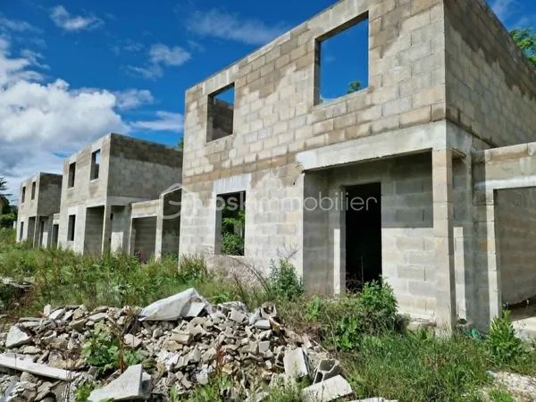Terrain 2259 m²