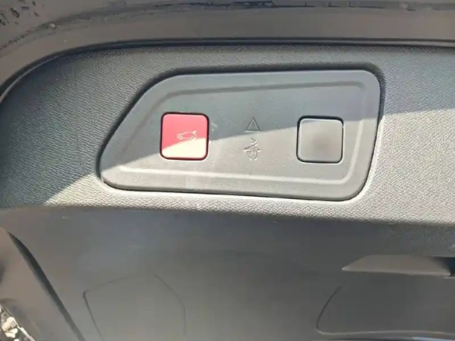 Citroën C5 Aircross puretech 130 s&amp;s eat8 — photo 21