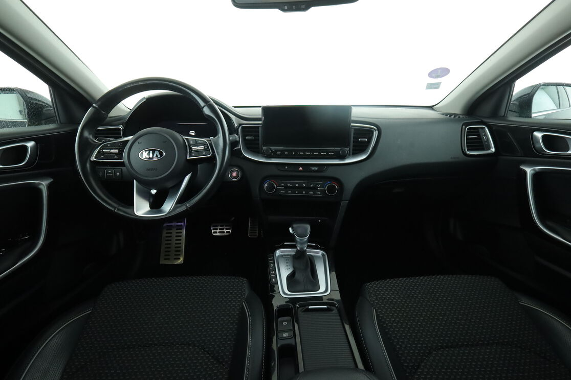 Kia XCeed 1.4 T-GDi ISG Launch Edition DCT7 — photo 11