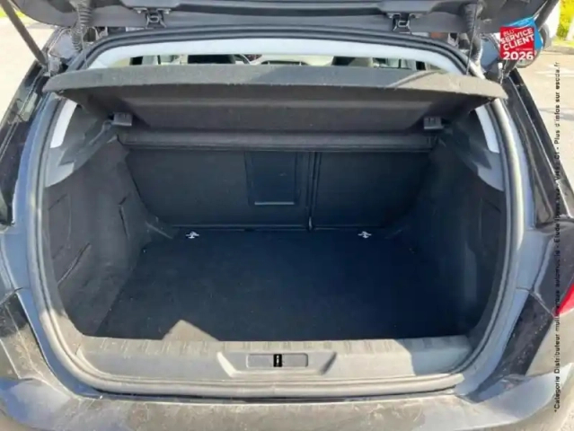 Peugeot 308 1.5 bluehdi 130ch s&amp;s allure — photo 14