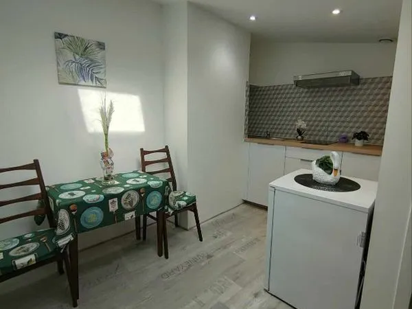 Studio meublé