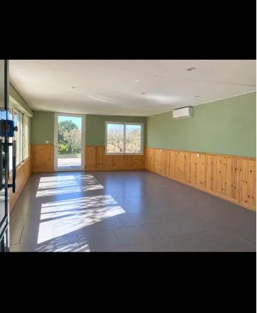 DROIT AU BAIL 80m2 BARJOLS
