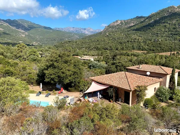 Maison 5 pièces 150 m²
