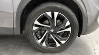 Peugeot 2008 1.2 PureTech 130ch S&S Allure Pack EAT8 — photo 20