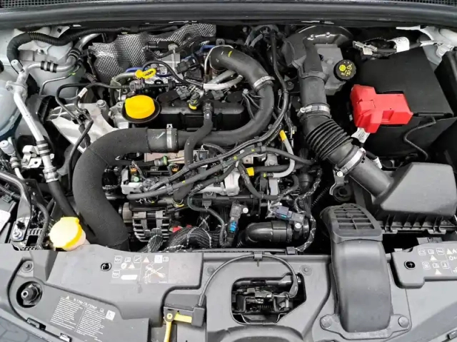 Renault Clio eco-g 100 gsr2 — photo 13