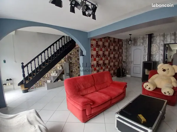 Maison 7 pièces 150 m²