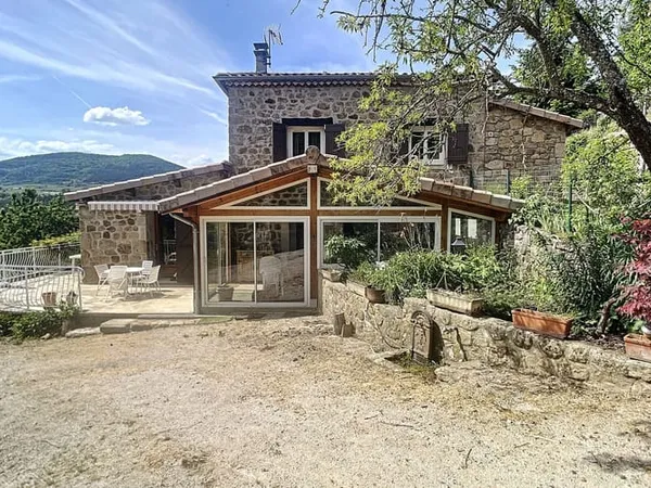 Maison 5 pièces 103 m²