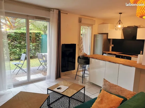 Location T3 Toulouse Meublé 55m2 + Terrasse + Jardin de 30m2 : Loyer 910 HC Loyer 910 HC