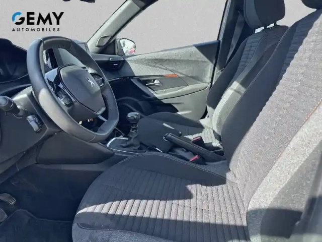 Peugeot 2008 puretech 100 s&amp;s bvm6 — photo 9