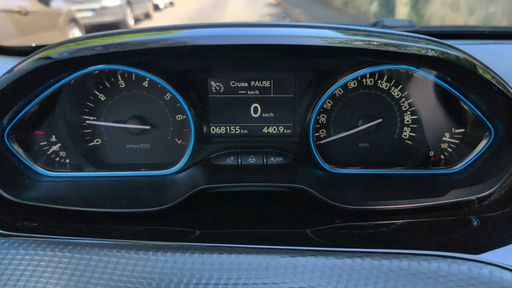 Peugeot 2008 1.2 Puretech 130 Crossway - Allure – 2019 – 78124 km – Essence – Boîte Manuelle — photo 19