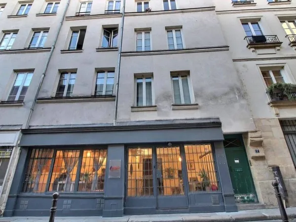 Bureaux 100 m²