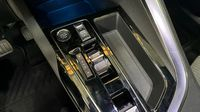 Peugeot 3008 1.2 PureTech 130ch S&S Allure Pack EAT8 — photo 16