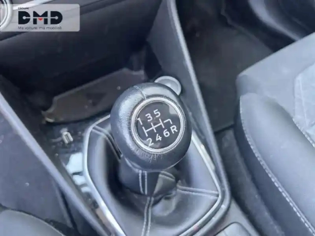 Ford Fiesta active 1.0 ecoboost 100ch s&amp;s euro6.2 — photo 8