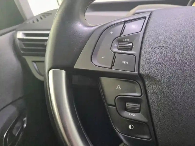 Citroën C4 grand  spacetourer bluehdi 130 s&amp;s eat8 — photo 82