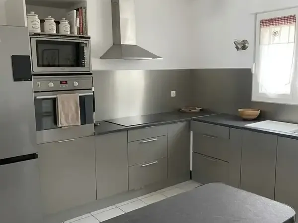 Maison à vendre 4 pièces SAINTES (17)