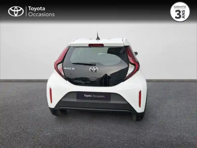 Toyota Aygo X 1.0 vvt-i 72ch dynamic my23 — photo 4