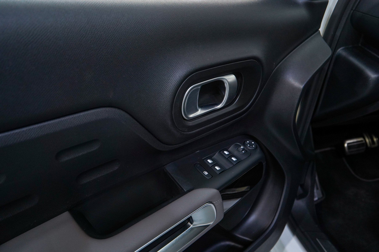 Citroën C5 Aircross — photo 18
