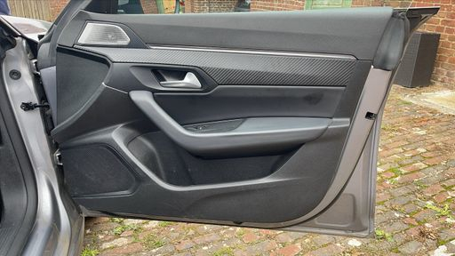 Peugeot 508 2.0 BlueHDi 160 EAT8 - Allure Business – 2018 – 110651 km – Diesel – Boîte Automatique — photo 28