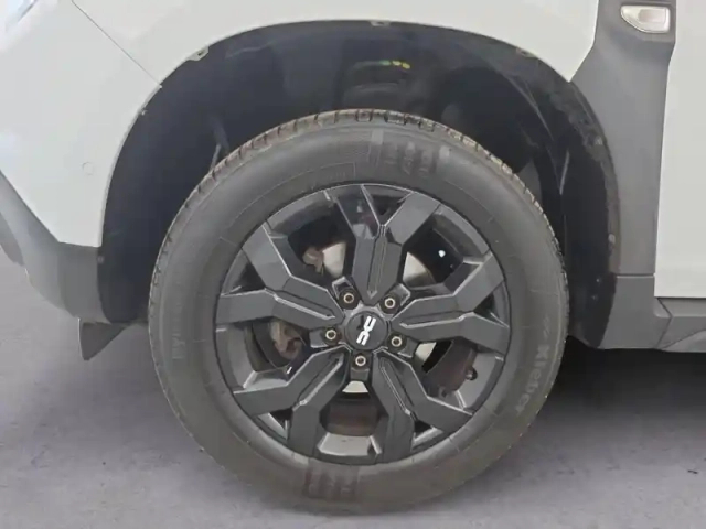 Dacia Duster eco-g 100 4x2 — photo 189