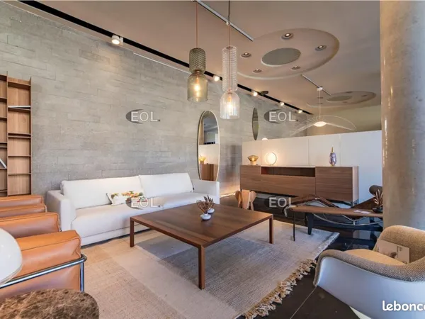 Local commercial 450 m²
