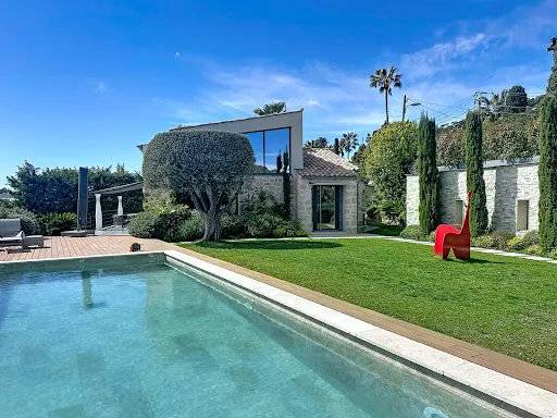 Villa 6 pièces 285 m²