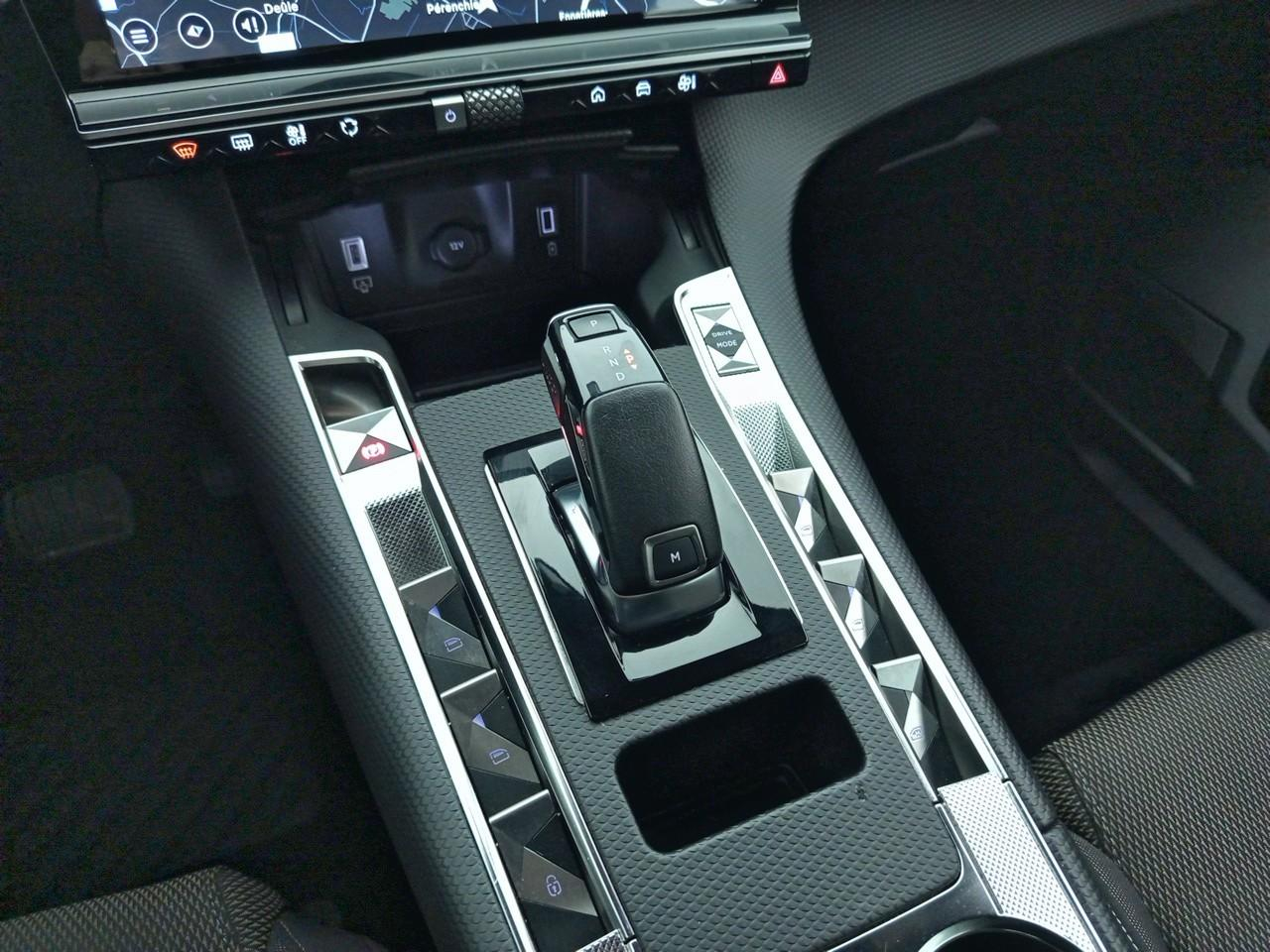 Ds Ds 7 crossback bluehdi 130 eat8 bastille — photo 17
