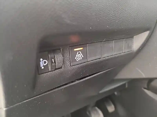 Peugeot 208 puretech 100 s&amp;s bvm6 — photo 26