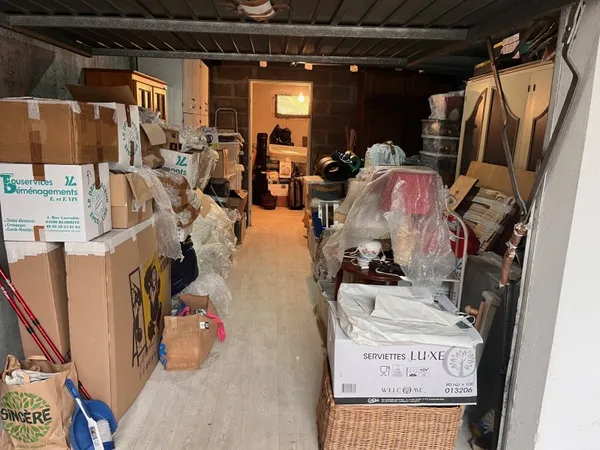 Vends Garage 30 m2 - Biarritz (rond point de l'aéroport)