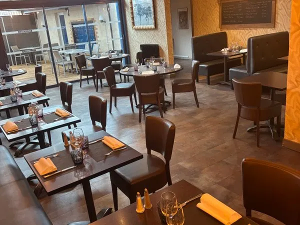 Fonds de commerce Restaurant + Logement 90m² - Pont-l'Évêque (14)