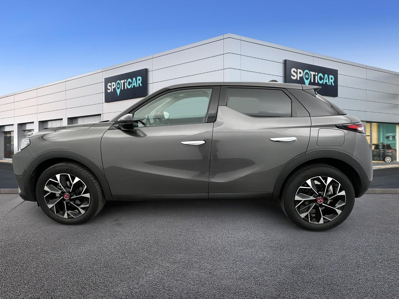 Ds Ds 3 crossback puretech 130 eat8 performance line+ — photo 2