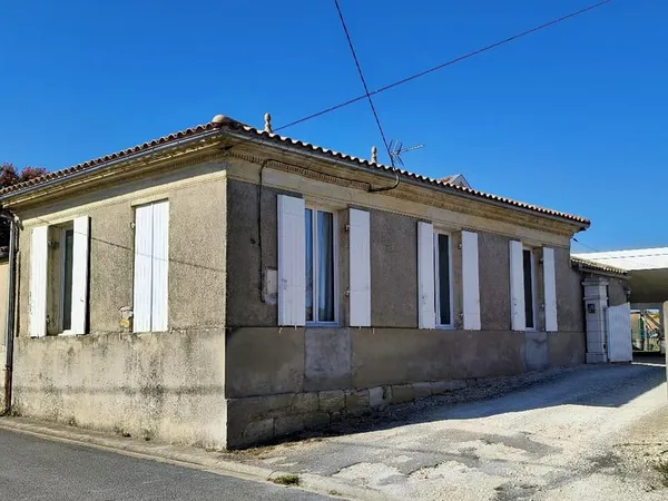 Maison en pierre de 131 m2 3 chambres Jardin clos Gara
