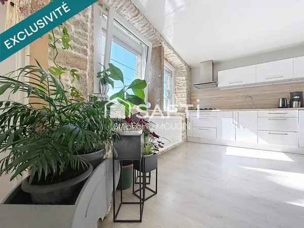 COUP DE CŒUR ASSURÉ - Maison en pierre rénovée, sans travaux, au calme et sans vis-à-vis