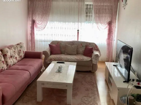 APPARTEMENT DE 3 PIÈCES DE 65 m2