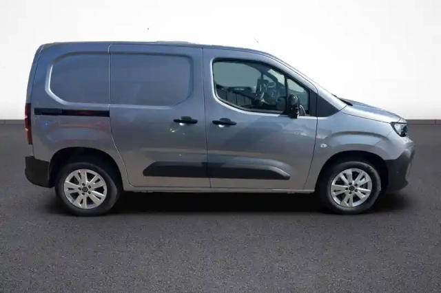 Peugeot Partner fgn diesel 130 ch m charg ut maj aut — photo 7