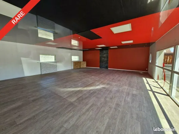 Local commercial 350 m²