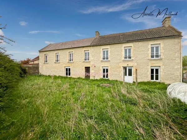 Maison mitoyenne en pierre de 143 m² - 4 chambres - terrain de 481 m²