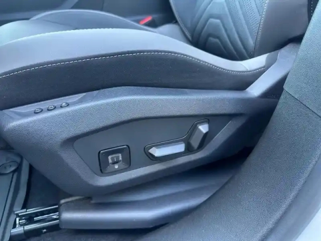 Jeep Compass 1.6 turbo t4 225ch e-hybrid plug-in first edition bvr7 — photo 13