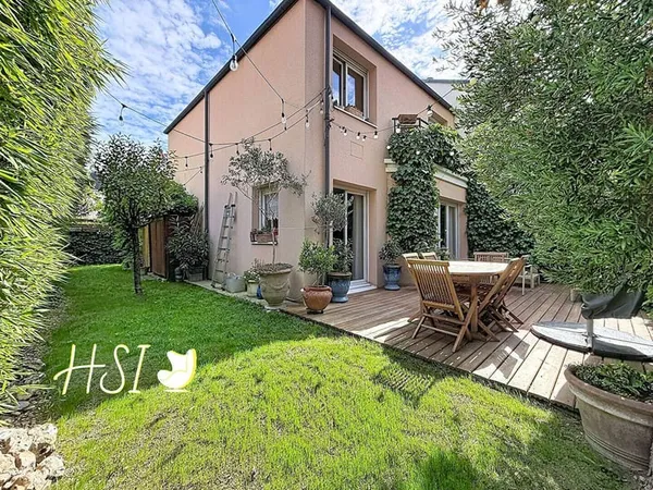Maison 5 pièces 93 m²