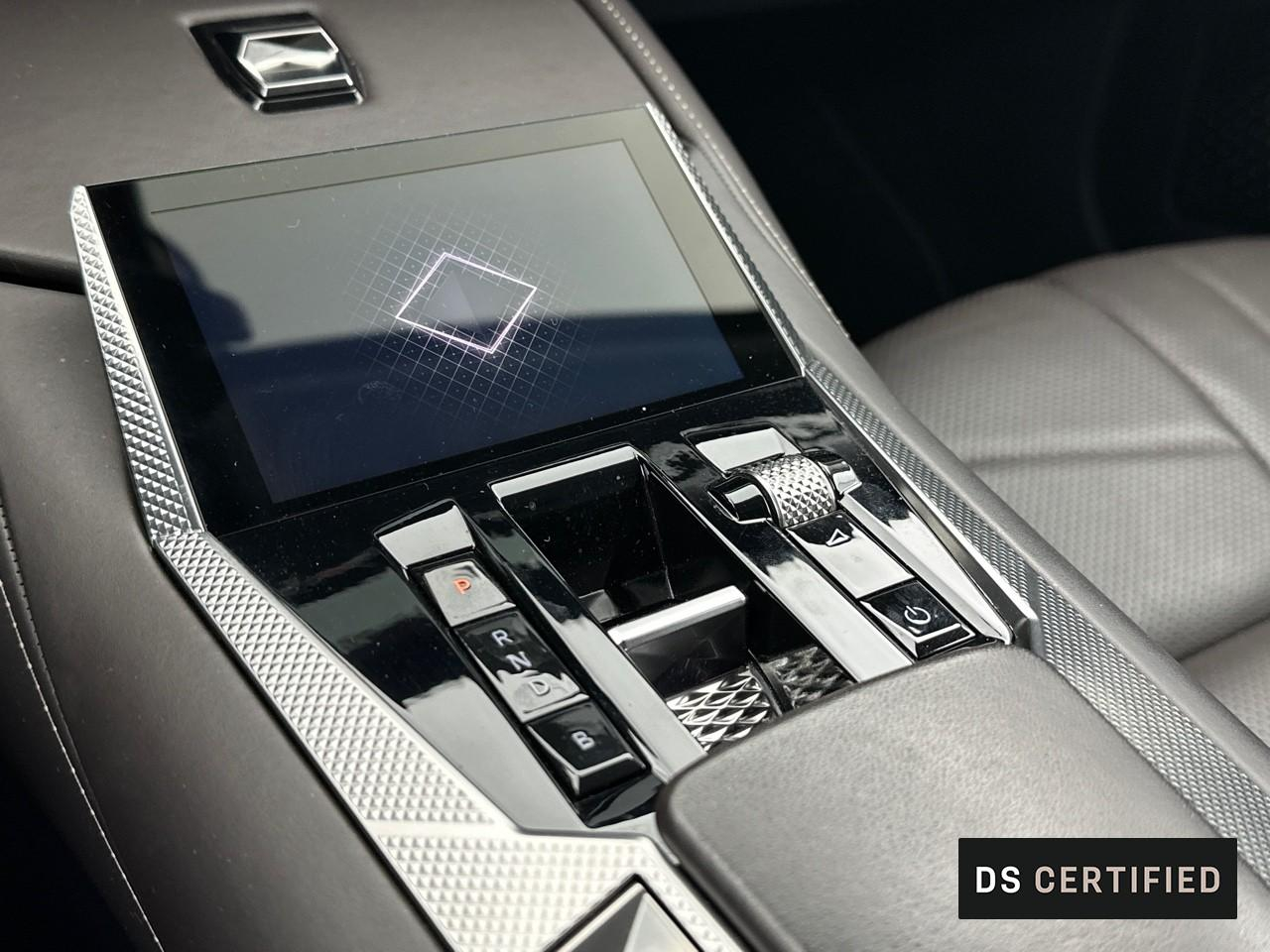 Ds Ds 4 hybride e-tense 225 eat8 la premiere — photo 31