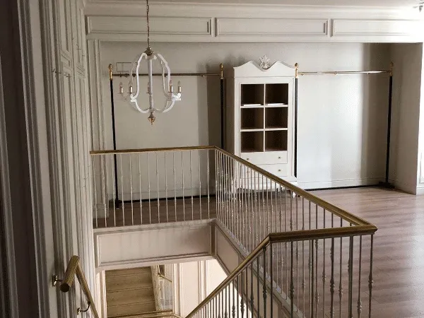 Boutique 1 pièce 115 m²