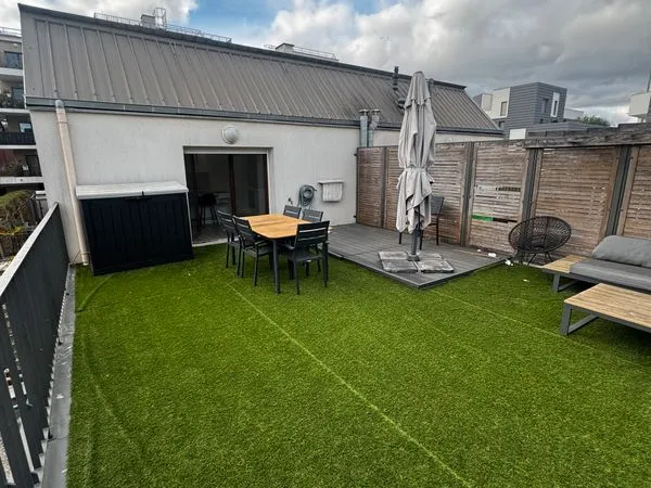 Duplex T3 56 m² avec terrasse de 49 m² face au canal de l'Ourcq - Pavillons-sous-Bois