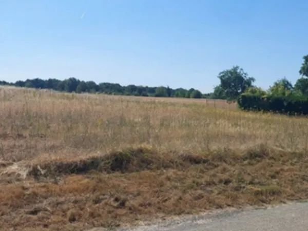 Terrain 1109 m²