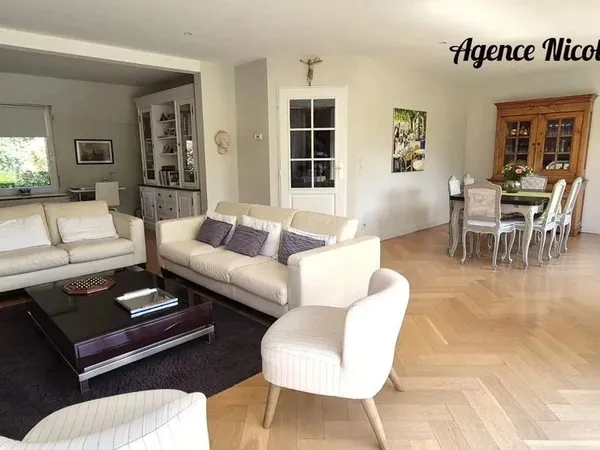 Maison 6 pièces 138 m²