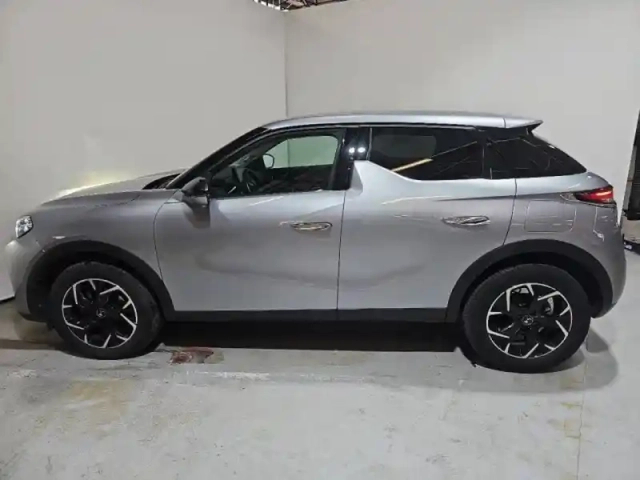Ds Ds 3 crossback puretech 130ch performance line automatique 7cv — photo 8